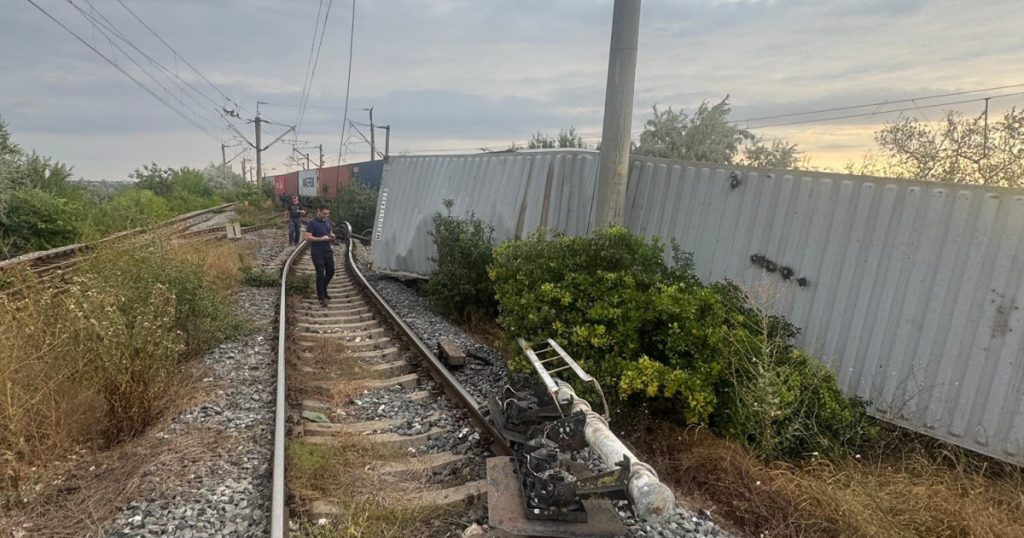 Deraiere tren marfă Constanța Mangalia: Imagine de la locul accidentului feroviar din Agigea.